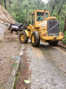 Road Clearing Operation along Capitol-Bineng Road in La Trinidad